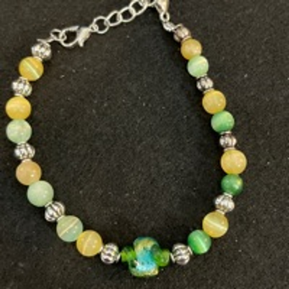 Women's manrno Beaded Bracelet Yellow and Green Adjustable